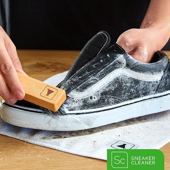 Complete Shoes Cleaning & Care Kit